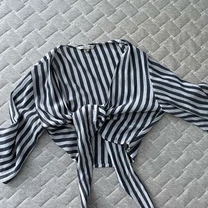 Front tie crop